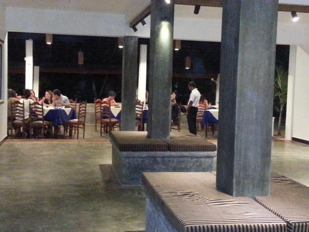 Star Beach Guest House Negombo Exterior foto